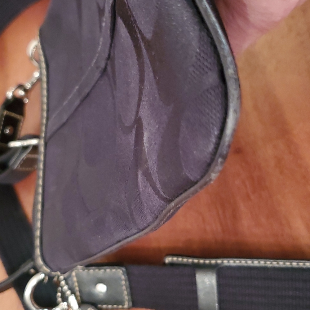 Handbag - Picture 5 of 7